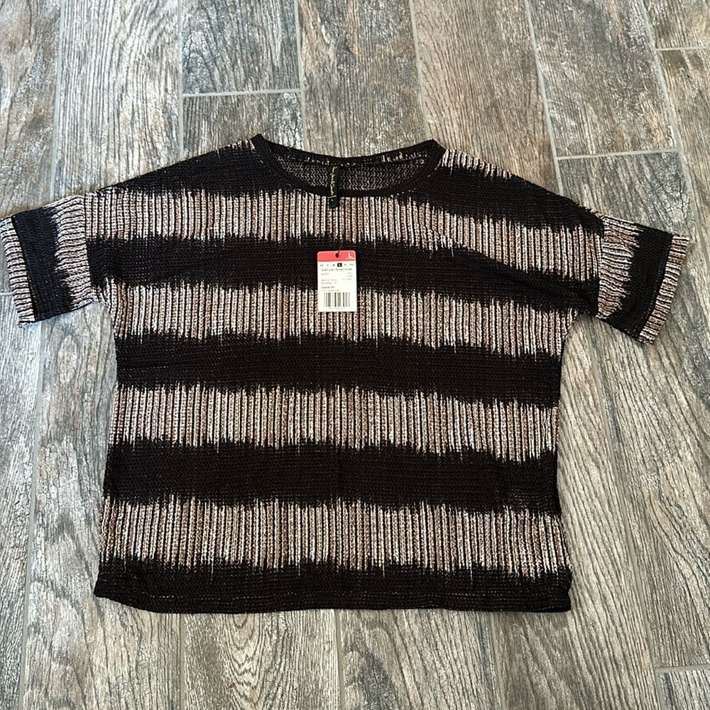 Denim jeans & casuals knitted top